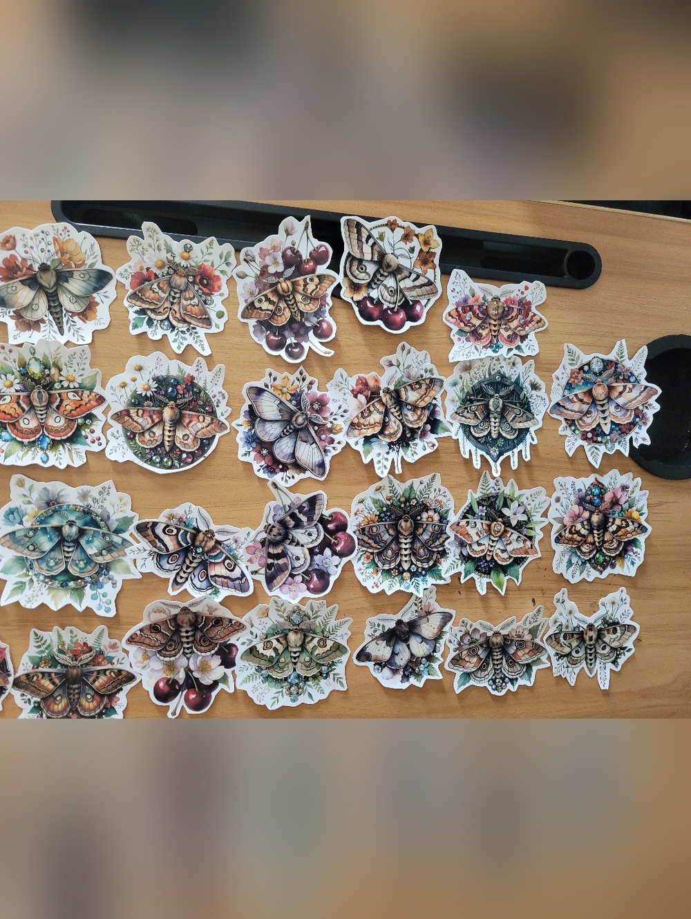 🌹New🌹Botanical Moth Sticker Pack - Picture 3 of 3